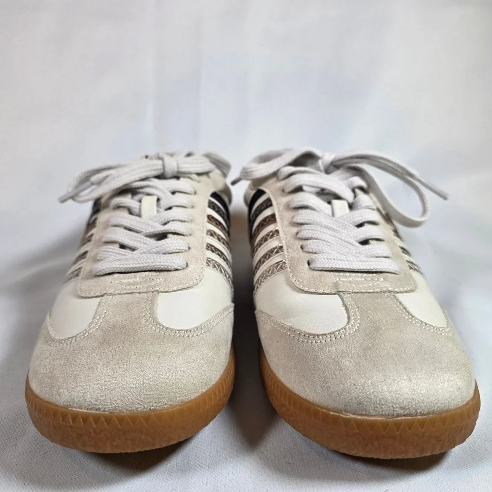 ShuShop Steffie Womens 8W Wide Leather Low Top Sneakers Cream Gum Sole NWOT